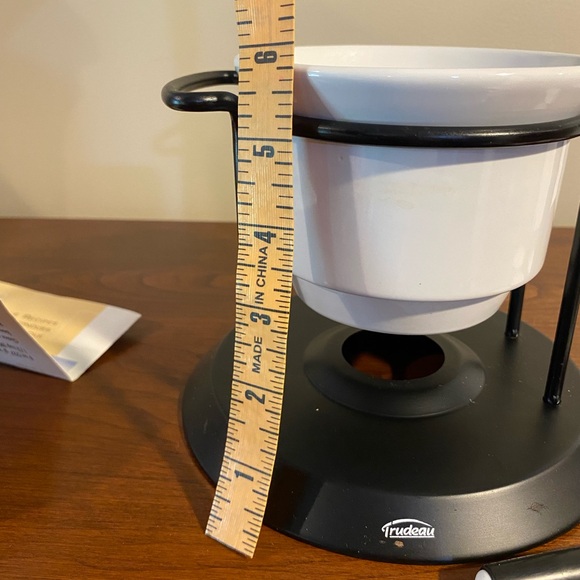 Trudeau 7 piece chocolate fondue set newin box. 14 oz stoneware, all inclusive. - Picture 12 of 14